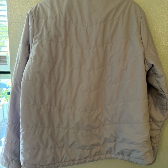 The North Face Women's Light Purple Puffer Jacket - Picture 8 of 9